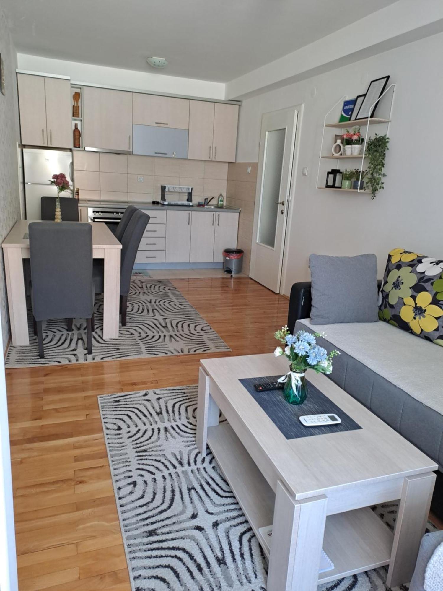 Apartman Park Зворник Екстер'єр фото